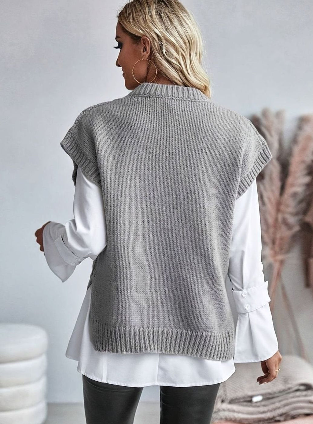 Women's Chunky Cable Knit Jumper Vest with Round Neck, view 5