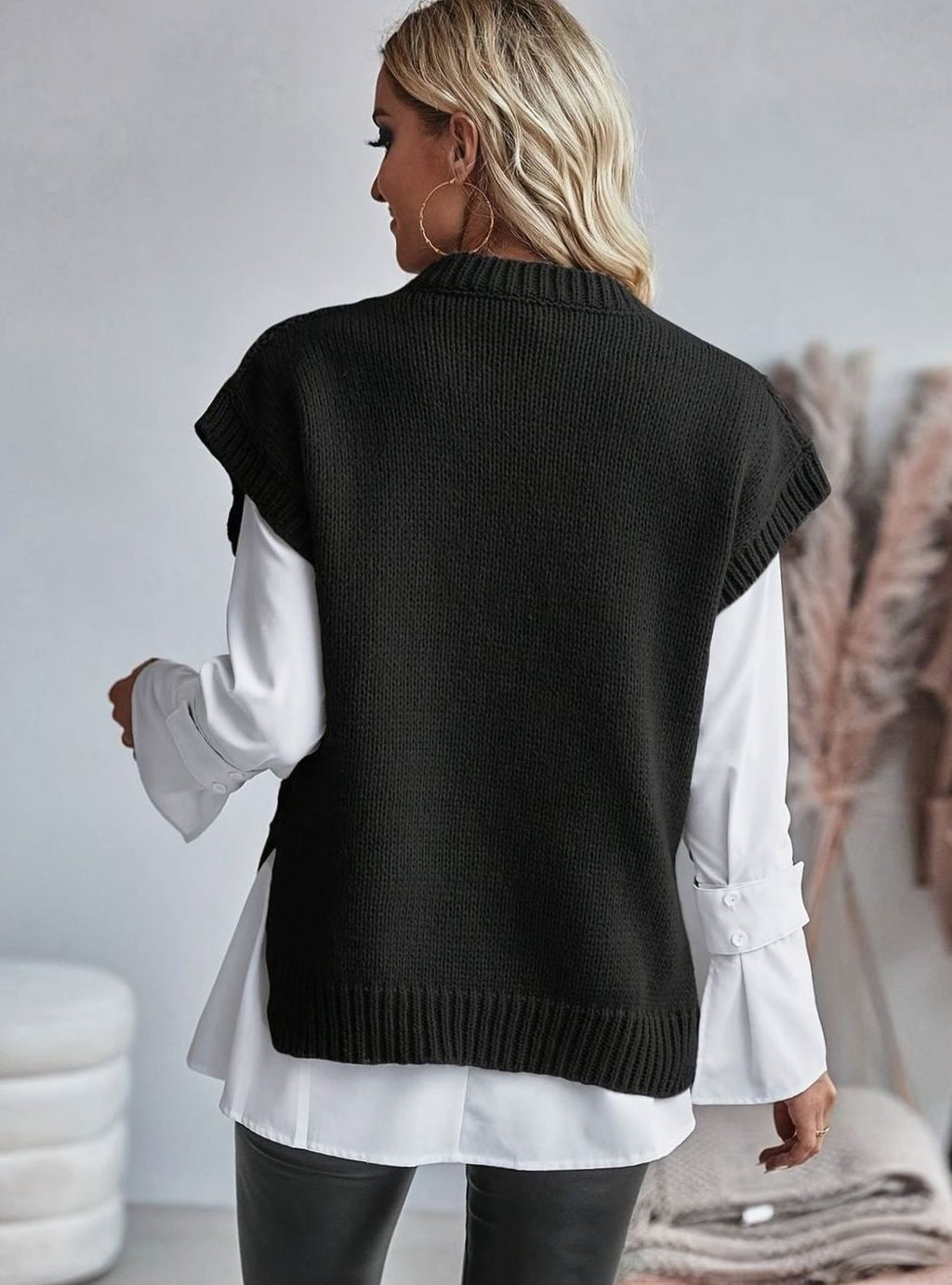 Women's Chunky Cable Knit Jumper Vest with Round Neck, view 7