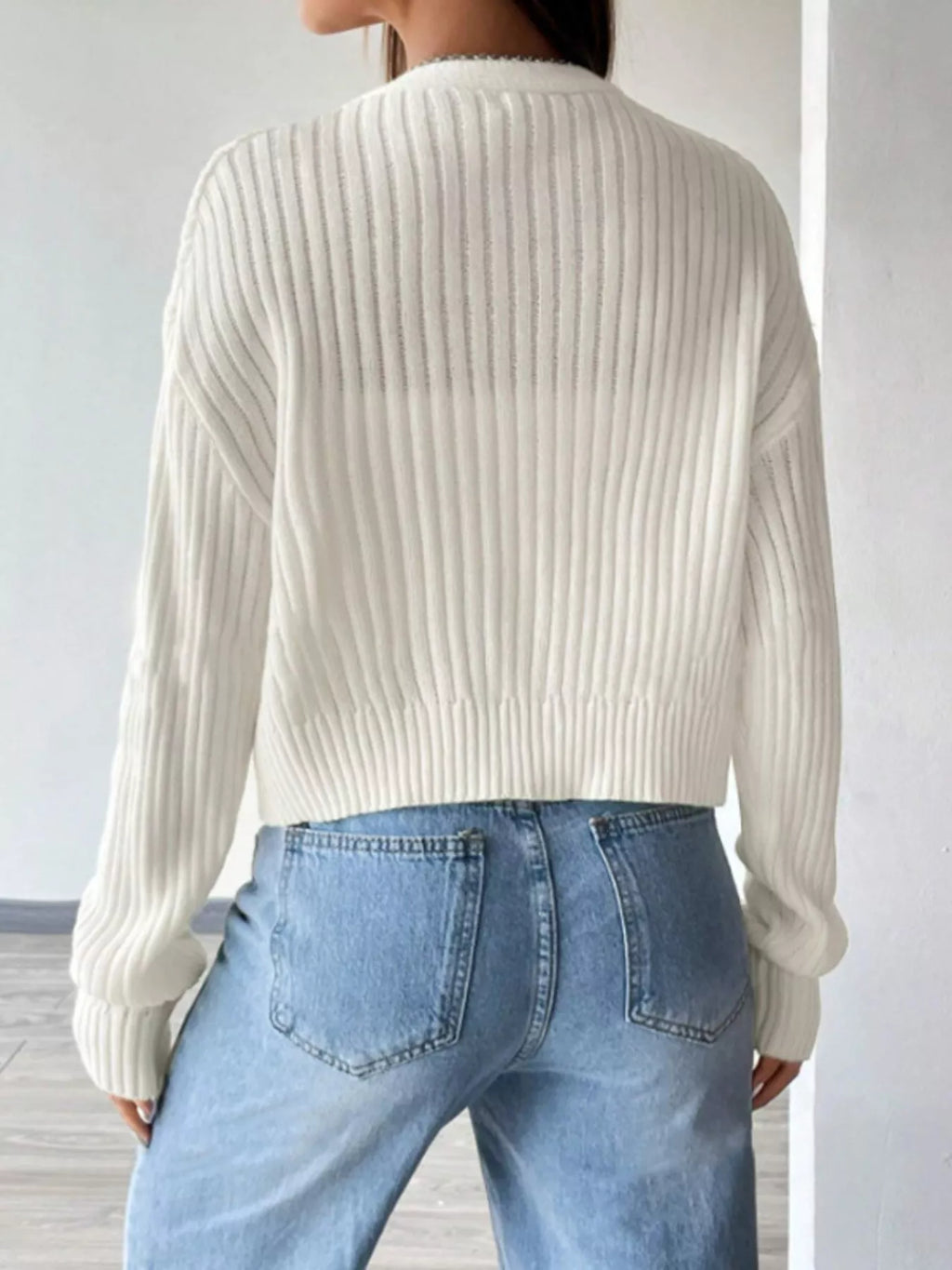 Women's Cropped Ribbed Knit Cardigan with V-Neck, view 3