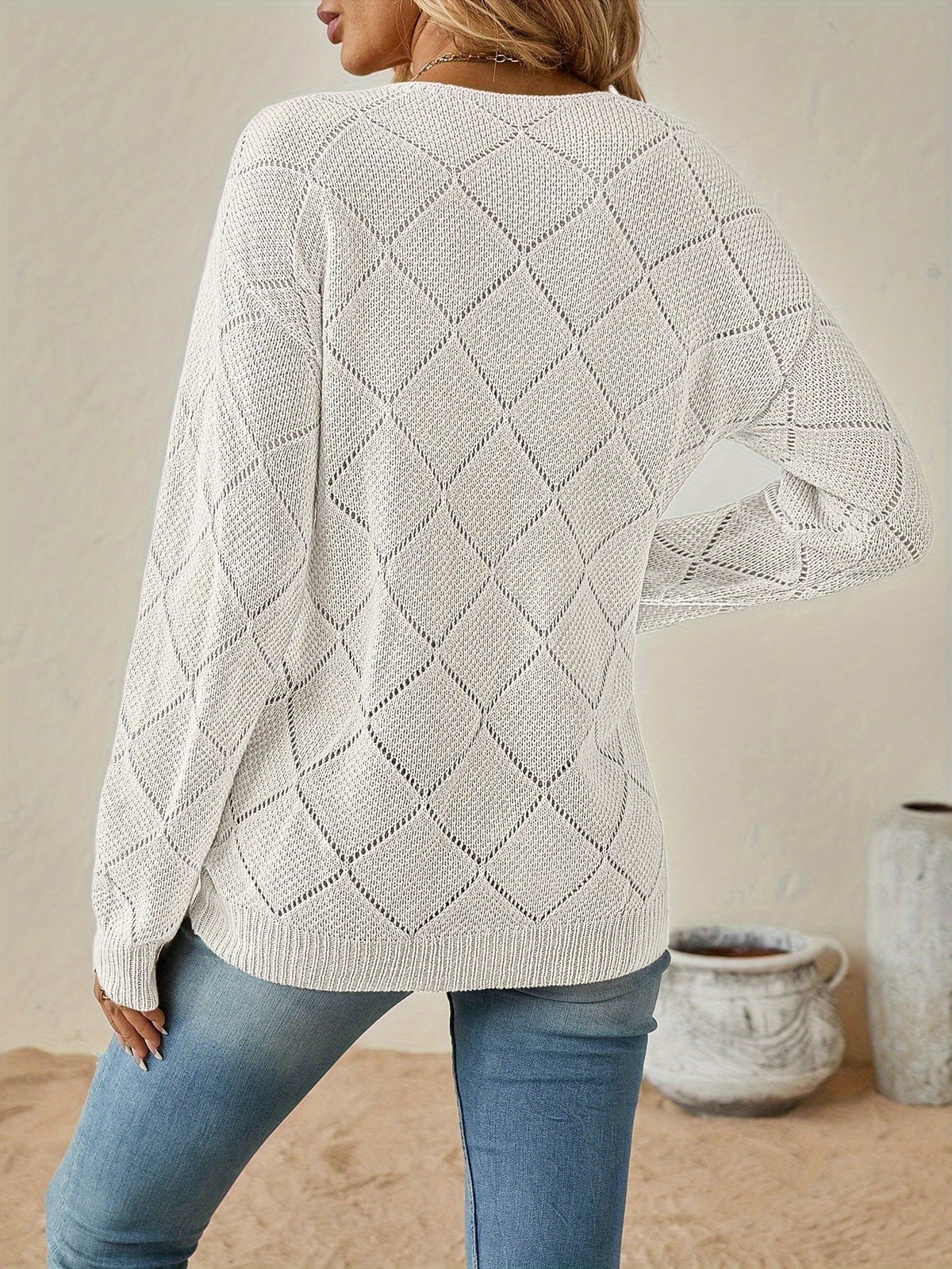 Women's Diamond Pointelle V-Neck Relaxed Jumper, view 4